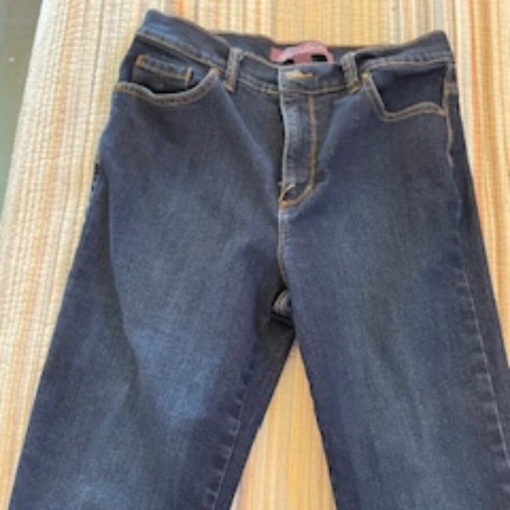 Gloria Vanderbilt 'Amanda' hi-waist straight leg jeans